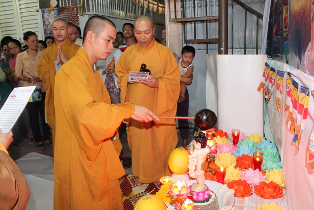 Lễ Phật Đản Tại Nhà