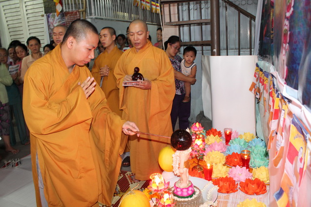 Lễ Phật Đản Tại Nhà