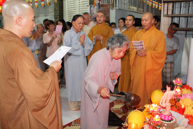 Lễ Phật Đản Tại Nhà