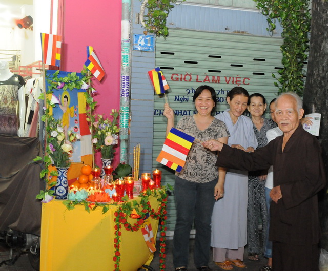 TP. HCM: Chùa Kim Cương long trọng tổ chức Đại lễ Phật đản PL 2556