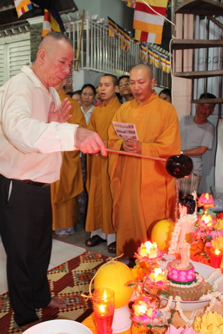 Lễ Phật Đản Tại Nhà
