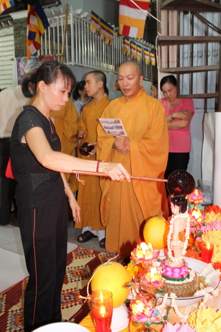 Lễ Phật Đản Tại Nhà