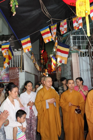 Lễ Phật Đản Tại Nhà