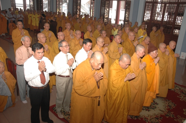 Lễ Tưởng Niệm 49 Năm Bồ Tát Thích Quảng Đức Vị Pháp Thiêu Thân (20/04/1963 - 20/04/2012 ÂL)