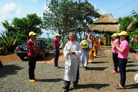 Khai mạc khóa tu mùa hè Hương Sen Mùa Hạ lần III- 2012 tại chùa Hoa Khai
