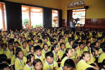 Khai mạc khóa tu mùa hè Hương Sen Mùa Hạ lần III- 2012 tại chùa Hoa Khai