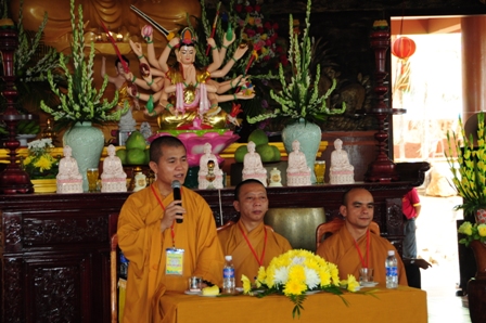 Khai mạc khóa tu mùa hè Hương Sen Mùa Hạ lần III- 2012 tại chùa Hoa Khai