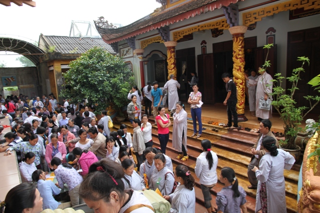 Lễ Vu Lan tại chùa Bửu Minh, Chư Păh – Gia Lai (DL.2012-PL.2556)