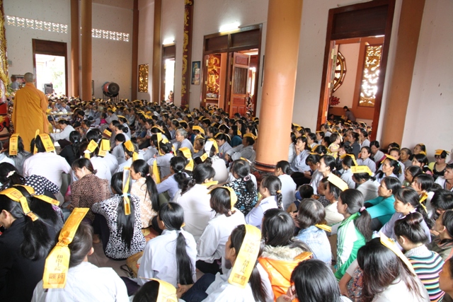 Lễ Vu Lan tại chùa Bửu Minh, Chư Păh – Gia Lai (DL.2012-PL.2556)