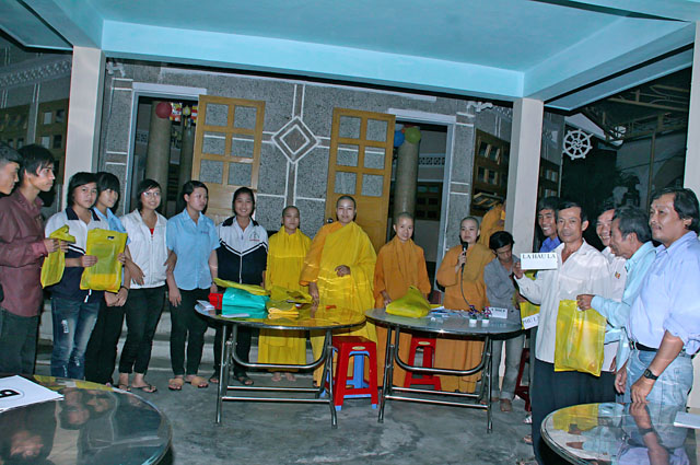 Gia-Lai: Phật Giáo Huyên Đăkpơ-Tổ chức lễ Phật đản