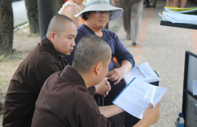 Tp.HCM : Chính thức khởi quay bộ phim : &quot;Phật và Thánh Chúng&quot;