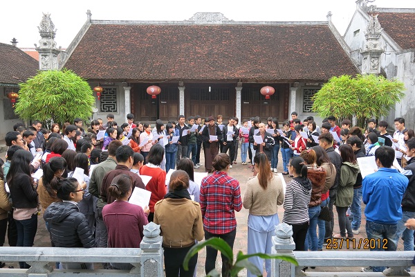 Hà Nội - Khóa tu với chủ đề ‘’ Chào mừng thành công của Đại hội Phật Giáo toàn quốc lần thứ VII”