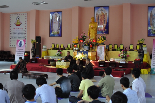Hà Nội: Khóa tu an lạc dành cho các bạn trẻ tại Chùa Sủi