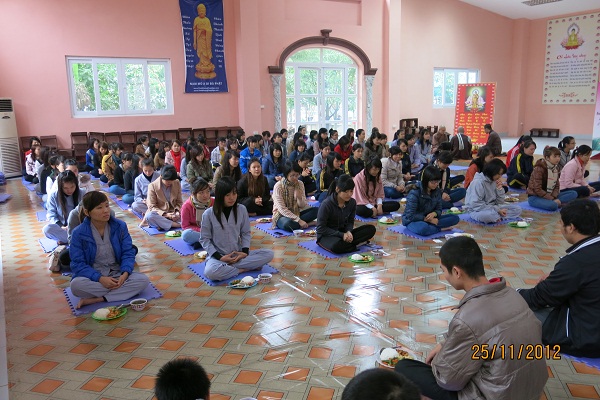 Hà Nội - Khóa tu với chủ đề ‘’ Chào mừng thành công của Đại hội Phật Giáo toàn quốc lần thứ VII”