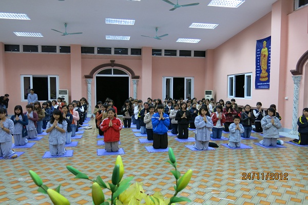 Hà Nội - Khóa tu với chủ đề ‘’ Chào mừng thành công của Đại hội Phật Giáo toàn quốc lần thứ VII”