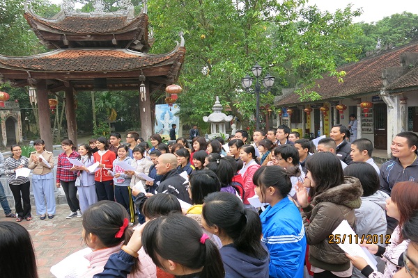 Hà Nội - Khóa tu với chủ đề ‘’ Chào mừng thành công của Đại hội Phật Giáo toàn quốc lần thứ VII”