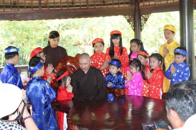 Gói Bánh Tét