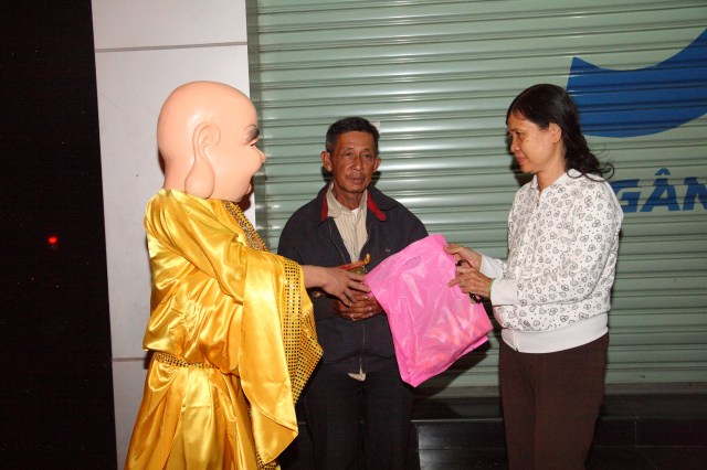 TP. HCM: Xuân về với những mãnh đời cơ nhỡ