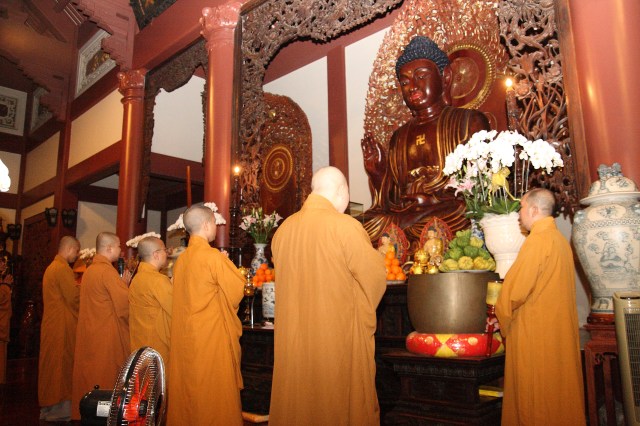 Chùm ảnh: Chùa Giác Ngộ tổ chức hành hương 10 chùa đầu xuân Quý Tỵ
