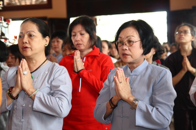 Chùm ảnh: Chùa Giác Ngộ tổ chức hành hương 10 chùa đầu xuân Quý Tỵ