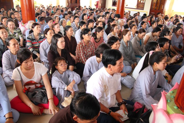Chùm ảnh: Chùa Giác Ngộ tổ chức hành hương 10 chùa đầu xuân Quý Tỵ