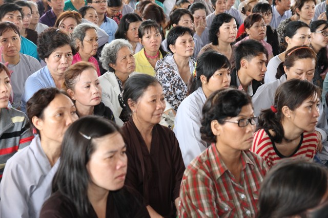 Chùm ảnh: Chùa Giác Ngộ tổ chức hành hương 10 chùa đầu xuân Quý Tỵ