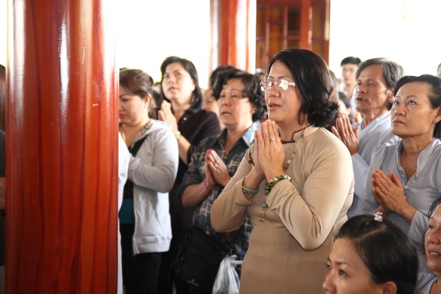 Chùm ảnh: Chùa Giác Ngộ tổ chức hành hương 10 chùa đầu xuân Quý Tỵ
