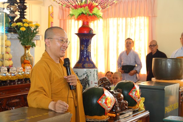 Chùm ảnh: Chùa Giác Ngộ tổ chức hành hương 10 chùa đầu xuân Quý Tỵ