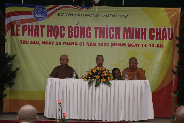 Học viện PGVN tại TP. HCM trao học bổng Thích Minh Châu