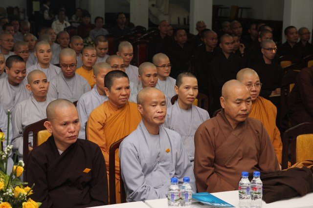 Học viện PGVN tại TP. HCM trao học bổng Thích Minh Châu