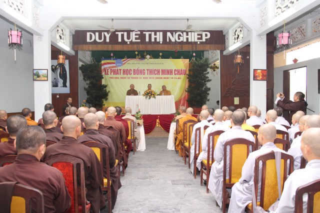 Học viện PGVN tại TP. HCM trao học bổng Thích Minh Châu