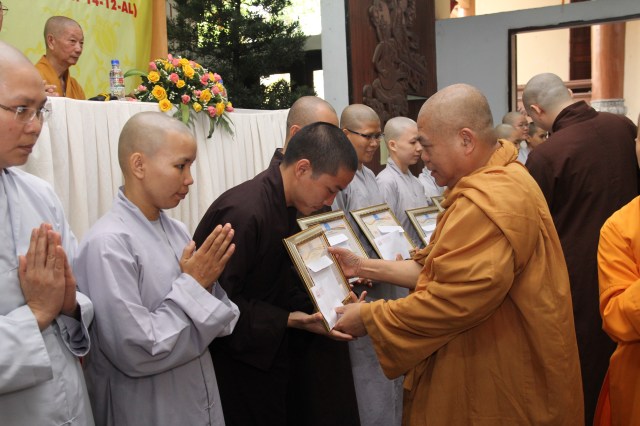 Học viện PGVN tại TP. HCM trao học bổng Thích Minh Châu