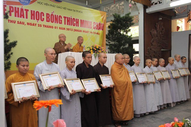 Học viện PGVN tại TP. HCM trao học bổng Thích Minh Châu