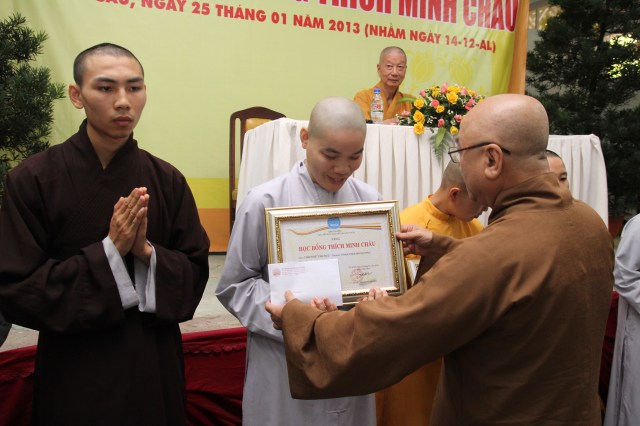 Học viện PGVN tại TP. HCM trao học bổng Thích Minh Châu