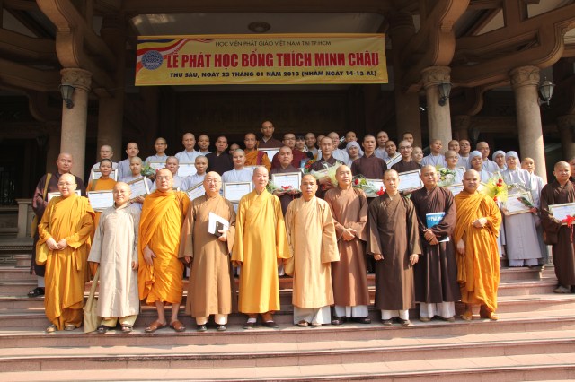 Học viện PGVN tại TP. HCM trao học bổng Thích Minh Châu