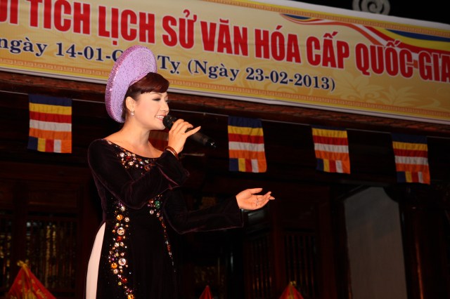 Hà Tĩnh: Ca nhạc mừng lễ khánh thành chùa Tượng Sơn