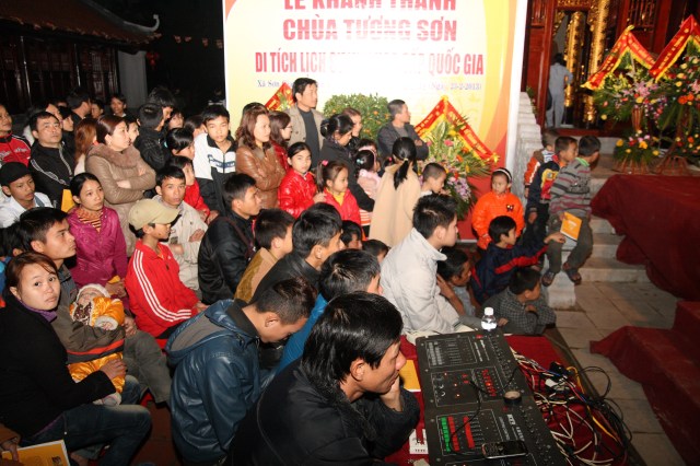 Hà Tĩnh: Ca nhạc mừng lễ khánh thành chùa Tượng Sơn