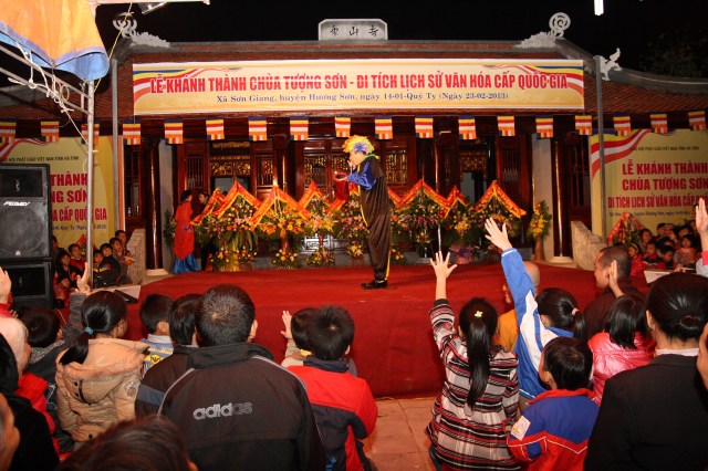 Hà Tĩnh: Ca nhạc mừng lễ khánh thành chùa Tượng Sơn