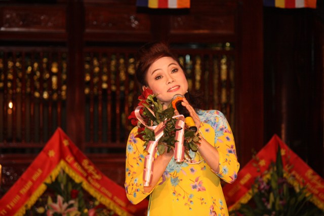 Hà Tĩnh: Ca nhạc mừng lễ khánh thành chùa Tượng Sơn