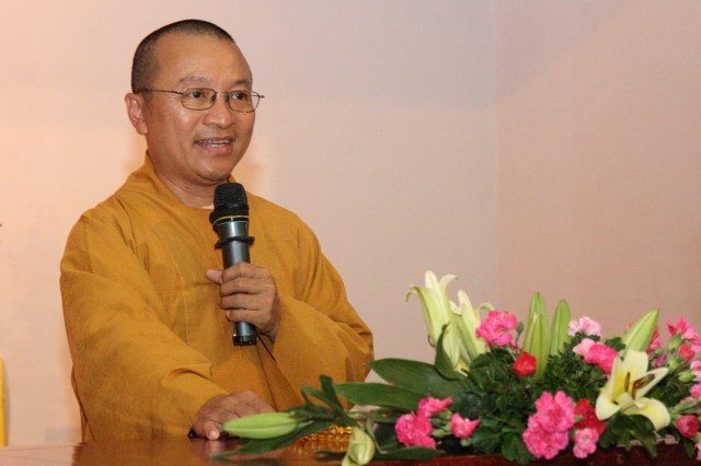 TP.HCM: Hàng ngàn người cùng tham dự chương trình “Giờ trái đất”