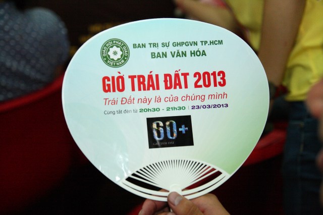 TP.HCM: Hàng ngàn người cùng tham dự chương trình “Giờ trái đất”