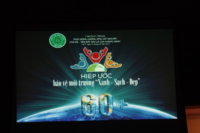 TP.HCM: Hàng ngàn người cùng tham dự chương trình “Giờ trái đất”