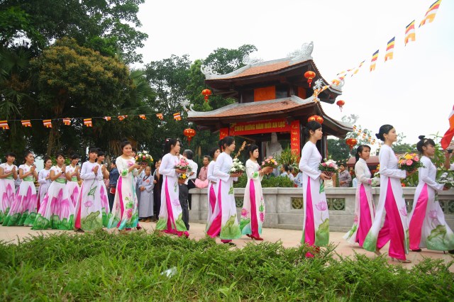 Hà Tĩnh: TT. Thích Nhật Từ chính thức nhận quyết định bổ nhiệm trụ trì chùa Tượng Sơn