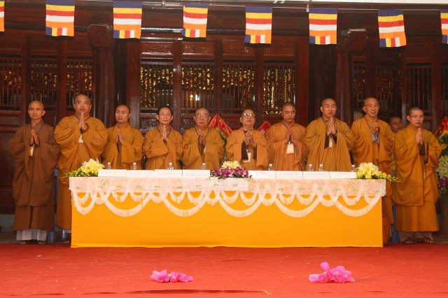 Hà Tĩnh: TT. Thích Nhật Từ chính thức nhận quyết định bổ nhiệm trụ trì chùa Tượng Sơn