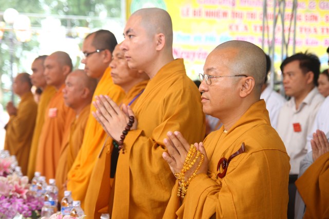 Hà Tĩnh: TT. Thích Nhật Từ chính thức nhận quyết định bổ nhiệm trụ trì chùa Tượng Sơn