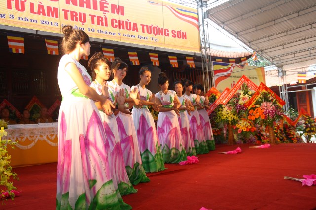 Hà Tĩnh: TT. Thích Nhật Từ chính thức nhận quyết định bổ nhiệm trụ trì chùa Tượng Sơn