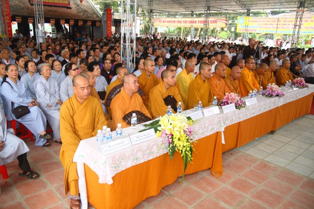 Hà Tĩnh: TT. Thích Nhật Từ chính thức nhận quyết định bổ nhiệm trụ trì chùa Tượng Sơn