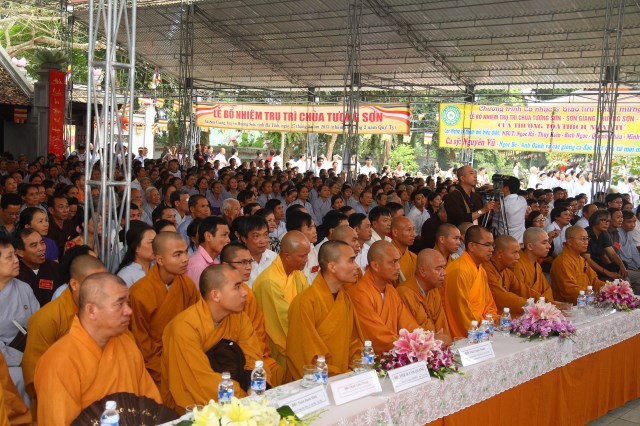Hà Tĩnh: TT. Thích Nhật Từ chính thức nhận quyết định bổ nhiệm trụ trì chùa Tượng Sơn
