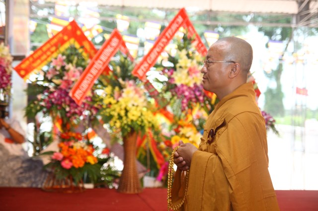 Hà Tĩnh: TT. Thích Nhật Từ chính thức nhận quyết định bổ nhiệm trụ trì chùa Tượng Sơn