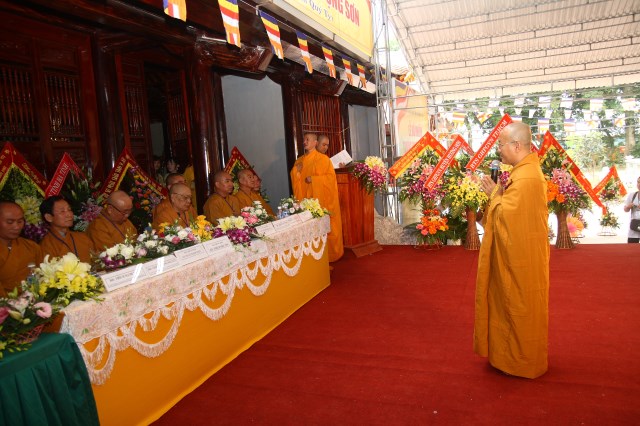 Hà Tĩnh: TT. Thích Nhật Từ chính thức nhận quyết định bổ nhiệm trụ trì chùa Tượng Sơn